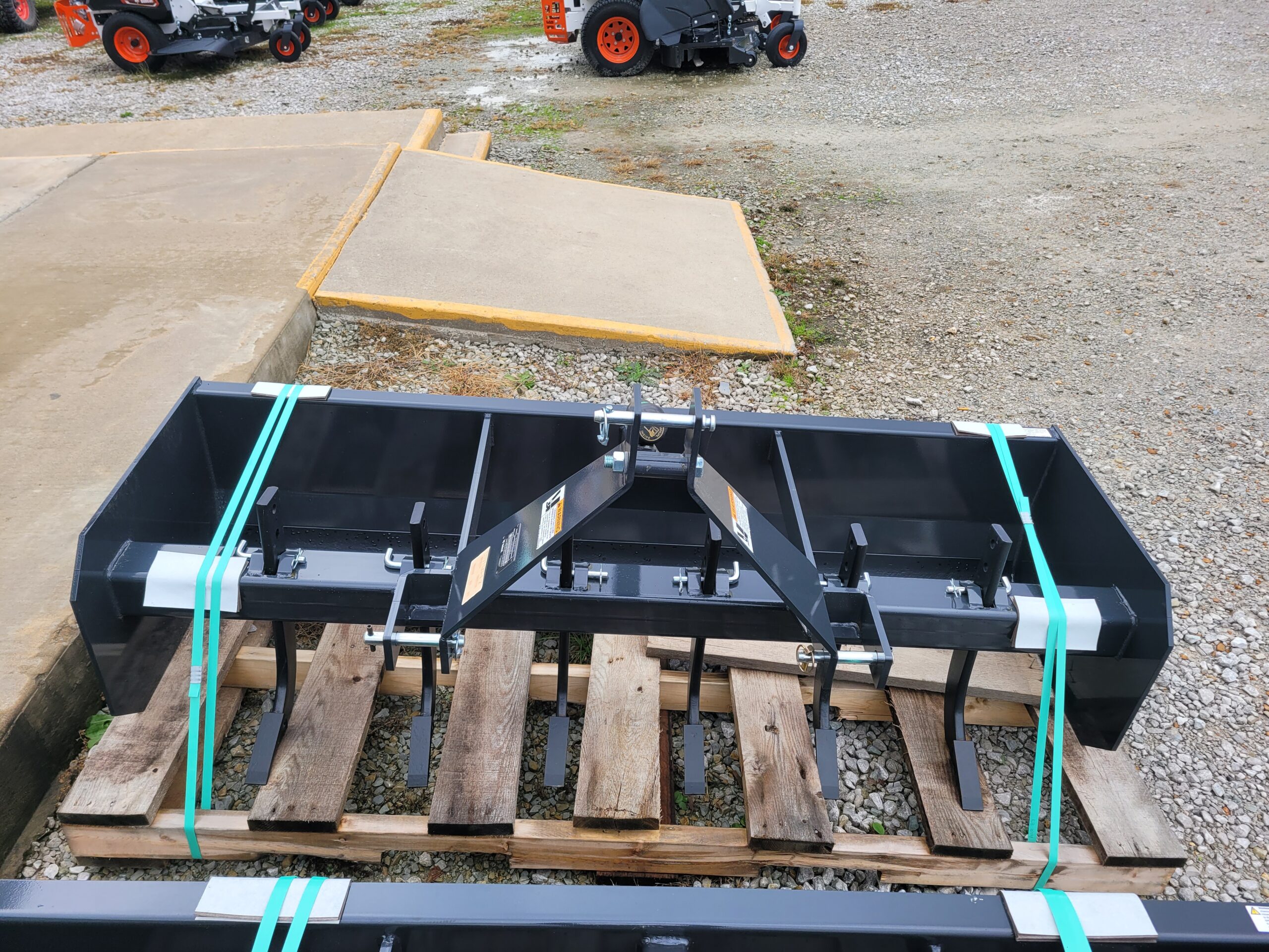 Bobcat 72″ Box Blade | Five Star Ranch & Home