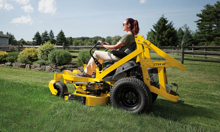 2023 Cub Cadet Ultima ZTX4 60