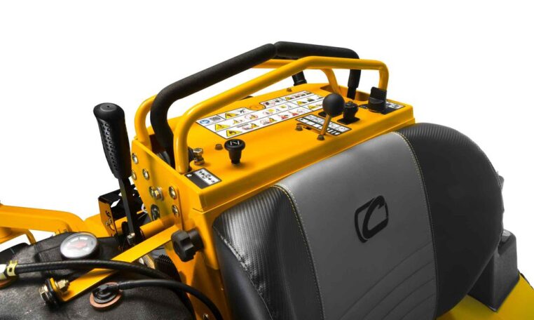 2023 Cub Cadet PRO X 660 EFI