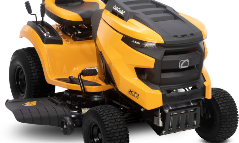 2023 Cub Cadet XT1 42B