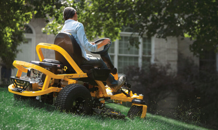 2023 Cub Cadet Ultima ZTS1 42