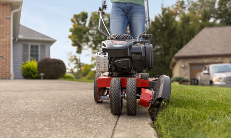 Troy-Bilt TBE550 Edger