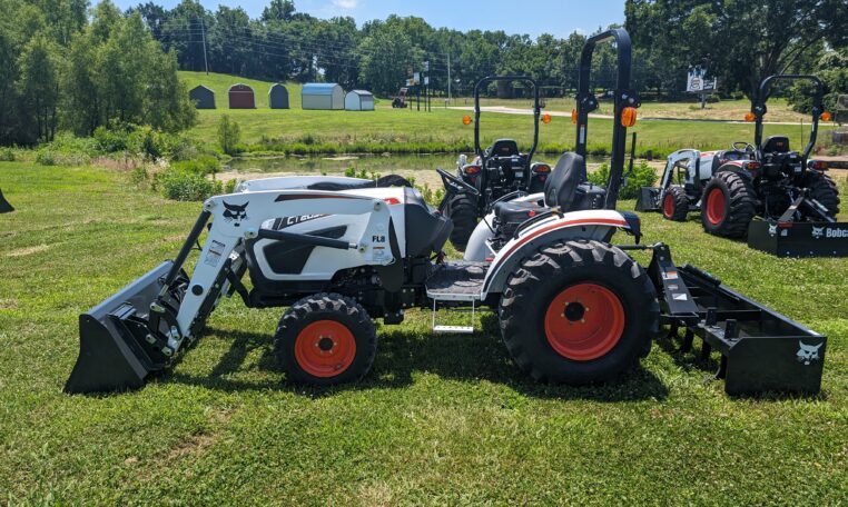 Bobcat CT2035 HST Tractor Package