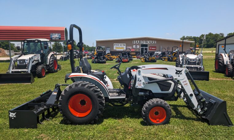 Bobcat CT2035 HST Tractor Package